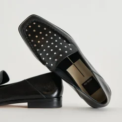 BENY FLATS BLACK STUDDED LEATHER