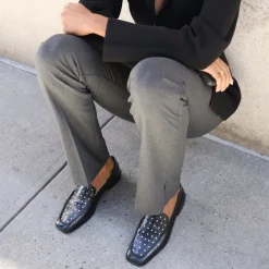 BENY FLATS BLACK STUDDED LEATHER