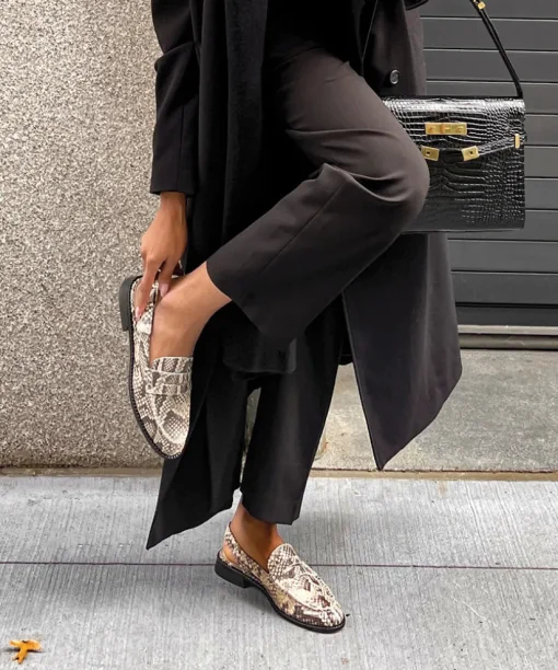 HARDI LOAFERS BLACK WHITE EMBOSSED SNAKE