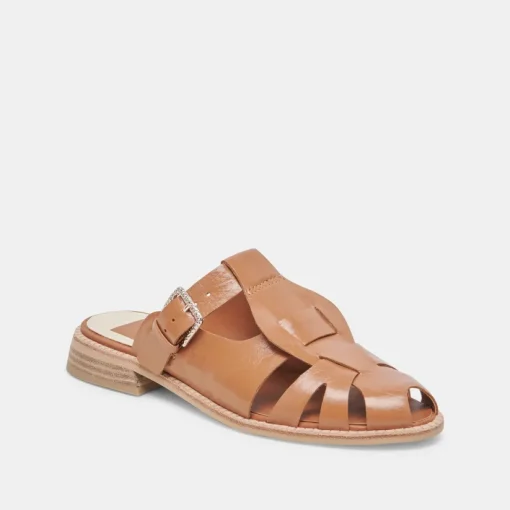 HIPPIE FLATS TAN CRINKLE PATENT