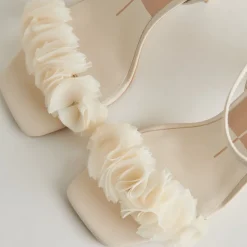IESHA HEELS IVORY LEATHER
