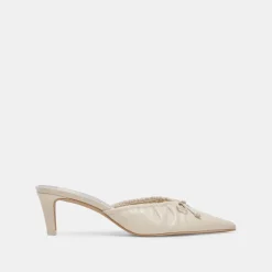 KAIRI MID HEELS IVORY CRINKLE PATENT