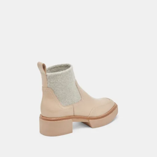 SALINE H2O WIDE BOOTIES DUNE CRINKLE PATENT